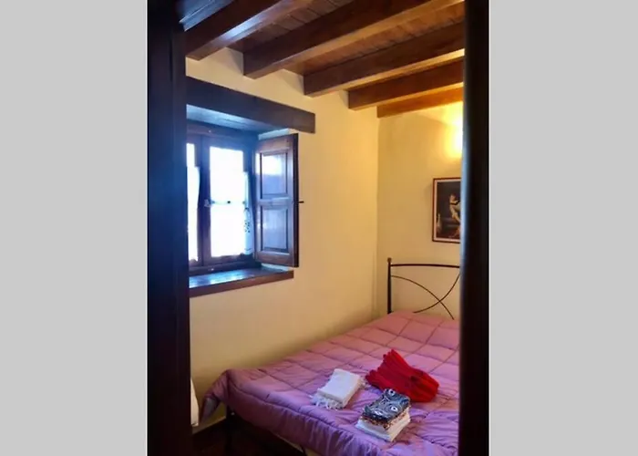 Periklis Guesthouse Anavriti.
