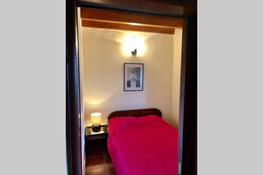 Periklis Anavriti. Appartement